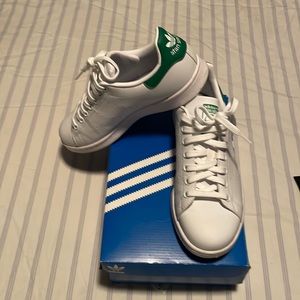 Stan smith Originals. Worn 1x.